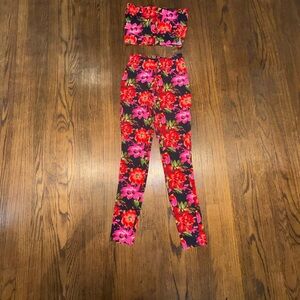 Women’s  Floral Leggings and Tube Top Set - Pink & Red Floral
